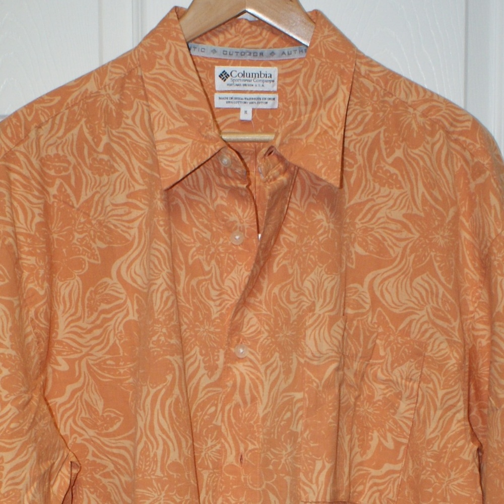 **SALE** Columbia Shirt